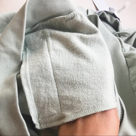 🆕 YOUNG FABULOUS & BROKE ODIN SWEATSHIRT IN MINT! - Picture 10 of 13